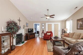 113 Kudrow Ln in Morrisville, NC - Building Photo - Building Photo