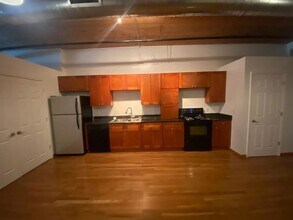 111 N Main St-Unit -111 NORTH MAIN APT 405 in Kirksville, MO - Foto de edificio - Building Photo