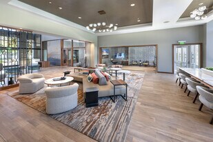 Carlyle in Santa Clara, CA - Building Photo