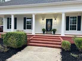 158 University Hts in Monticello, AR - Building Photo