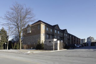 Church Street South in Richmond Hill, ON - Building Photo