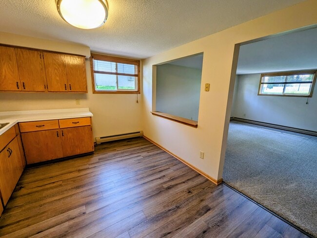 807 W 3rd St, Unit 4