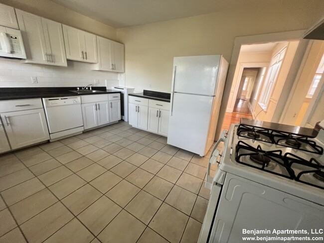 property at 8 Barrows St