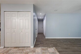 4758 Pebble Trce in Buford, GA - Foto de edificio - Building Photo