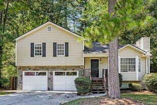 3230 Westview Terrace in Powder Springs, GA - Building Photo
