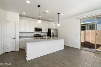 25101 N 141st Ave in Surprise, AZ - Building Photo - Building Photo