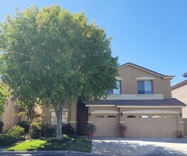 5047 Masotta Ave in Las Vegas, NV - Building Photo - Building Photo
