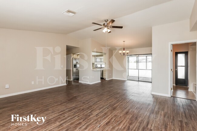 1343 SE 12th Terrace in Cape Coral, FL - Building Photo - Building Photo