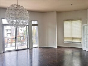 711 Cosmopolitan Dr NE in Atlanta, GA - Building Photo - Building Photo