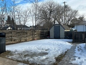 127 3rd Ave SW in Dickinson, ND - Building Photo - Building Photo