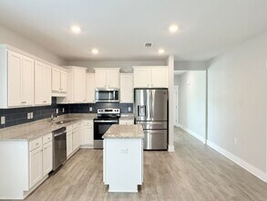 5849 Danbury Blvd in Milton, FL - Building Photo - Building Photo