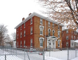 468-470 Wethersfield Ave Apartments