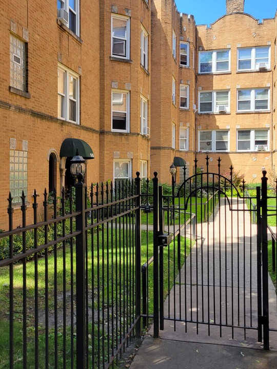 5024 N Springfield Ave in Chicago, IL - Building Photo