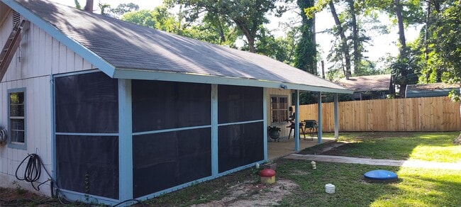 143 Sharon Ln in Livingston, TX - Building Photo - Building Photo