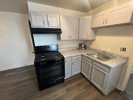 238 Howard Ave, Unit 1 in Lancaster, PA - Building Photo