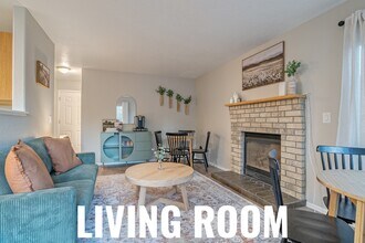 13031 Dexter St, Unit 2 in Thornton, CO - Foto de edificio - Building Photo