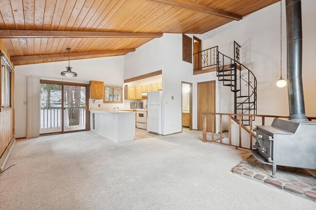 property at 606 Wisconsin Ave