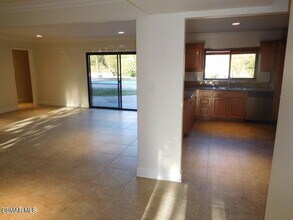 3042 Waco Ave in Simi Valley, CA - Building Photo - Building Photo