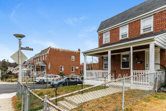 821 Mt Holly St in Baltimore, MD - Building Photo - Building Photo