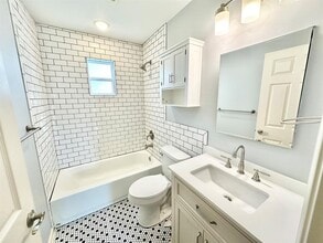 724 Avenue K in Galveston, TX - Building Photo - Building Photo
