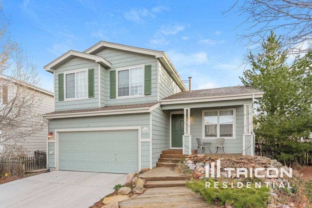 21859 Silver Meadow Cir in Parker, CO - Building Photo