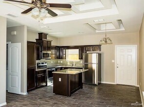 1908 Jackson St, Unit 2 in Weslaco, TX - Building Photo - Building Photo