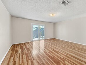 3718 W Rochelle Rd in Irving, TX - Building Photo - Building Photo