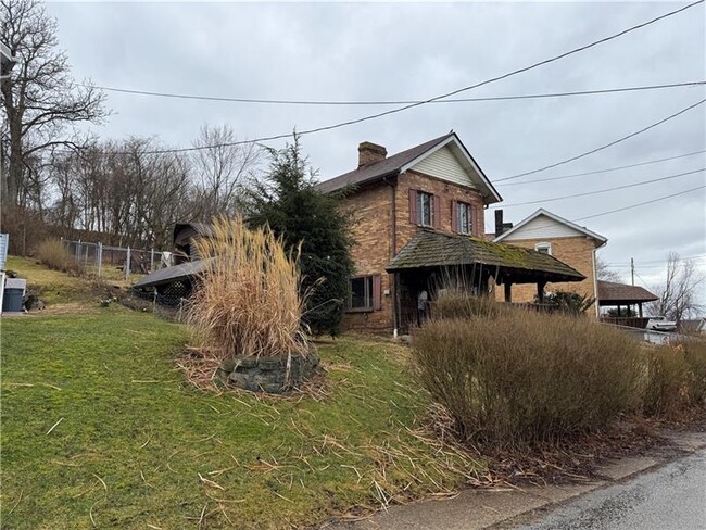 712 6th St in Marianna, PA - Building Photo - Building Photo