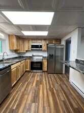82 D St in Fairbanks, AK - Building Photo - Building Photo