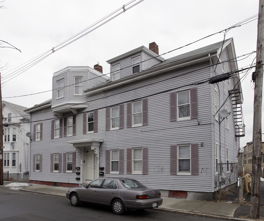 140 Courtland St in Providence, RI - Foto de edificio