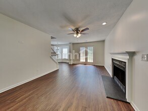 3801 Cranwell Ct in Greensboro, NC - Building Photo - Building Photo