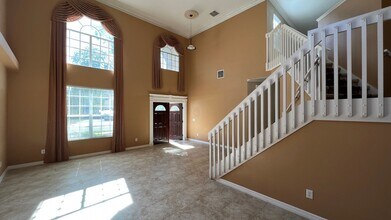 6529 Lake Pembroke Pl in Orlando, FL - Building Photo - Building Photo