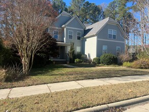 504 Crooked Pine Dr in Cary, NC - Building Photo - Building Photo