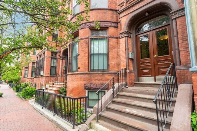 127 St. Botolph Street in Boston, MA - Building Photo - Building Photo