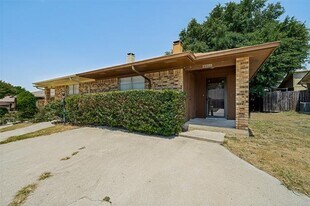 8902 Marilyn Dr in Frisco, TX - Building Photo