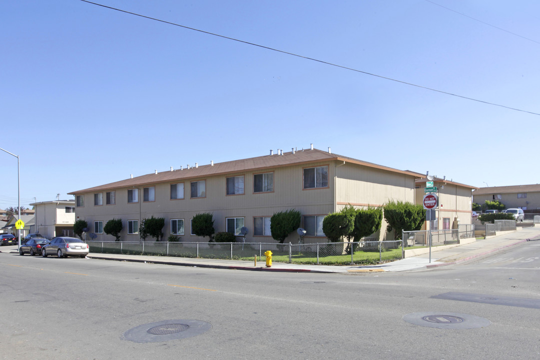 1009 Sieber Ave in Salinas, CA - Building Photo