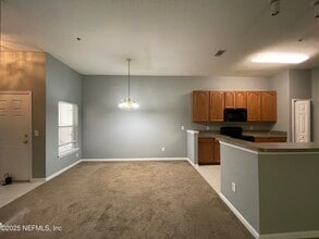 9400 Underwing Way in Jacksonville, FL - Building Photo - Building Photo