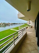 6240 Kipps Colony Ct S in Gulfport, FL - Building Photo - Building Photo