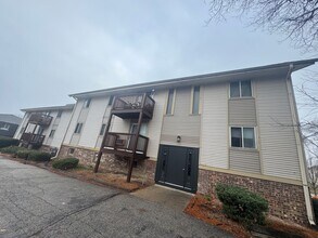 3545 E Tesch Ave in St. Francis, WI - Building Photo - Building Photo