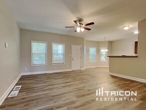 124 Kings Crossing Ct in Rockmart, GA - Building Photo - Building Photo