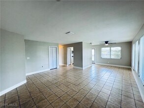 4107 SE 18th Pl in Cape Coral, FL - Building Photo - Building Photo