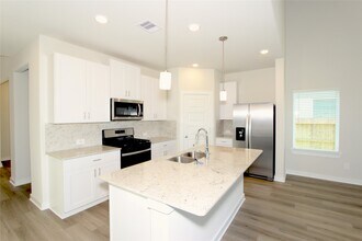 5518 Handlewood Ln in Rosenberg, TX - Building Photo - Building Photo