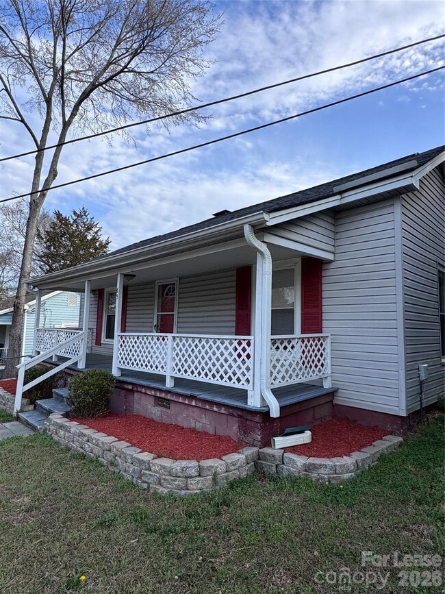 65 White St SW in Concord, NC - Building Photo - Building Photo