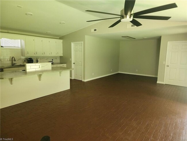 59 Pear Tree Ln in Ararat, VA - Building Photo - Building Photo