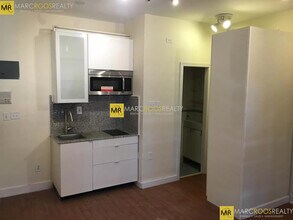 53 Saint Stephen St, Unit 5 in Boston, MA - Foto de edificio - Building Photo