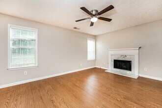 1905 Elm Park Dr in Hampton, GA - Building Photo - Building Photo