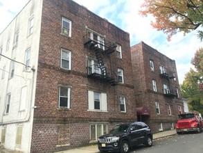 197 Lafayette Pl in Englewood, NJ - Foto de edificio - Building Photo