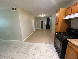 11 Handy St, Unit 11 handy st in Providence, RI - Building Photo