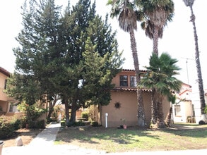 4544 El Cerrito Dr in San Diego, CA - Building Photo - Building Photo