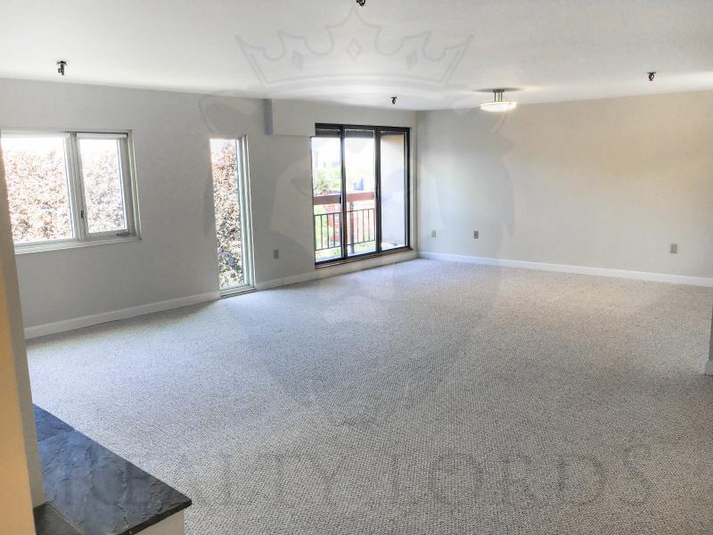 1431 Beacon St in Brookline, MA - Building Photo